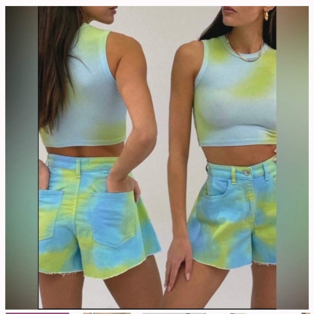NWT WeWoreWhat Stretch Twill Flare Bell Denim Shorts in Tie Dye Size 27